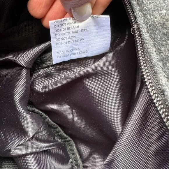 Urban Edge Wool & Leather Weekender Bag - Picture 10 of 11